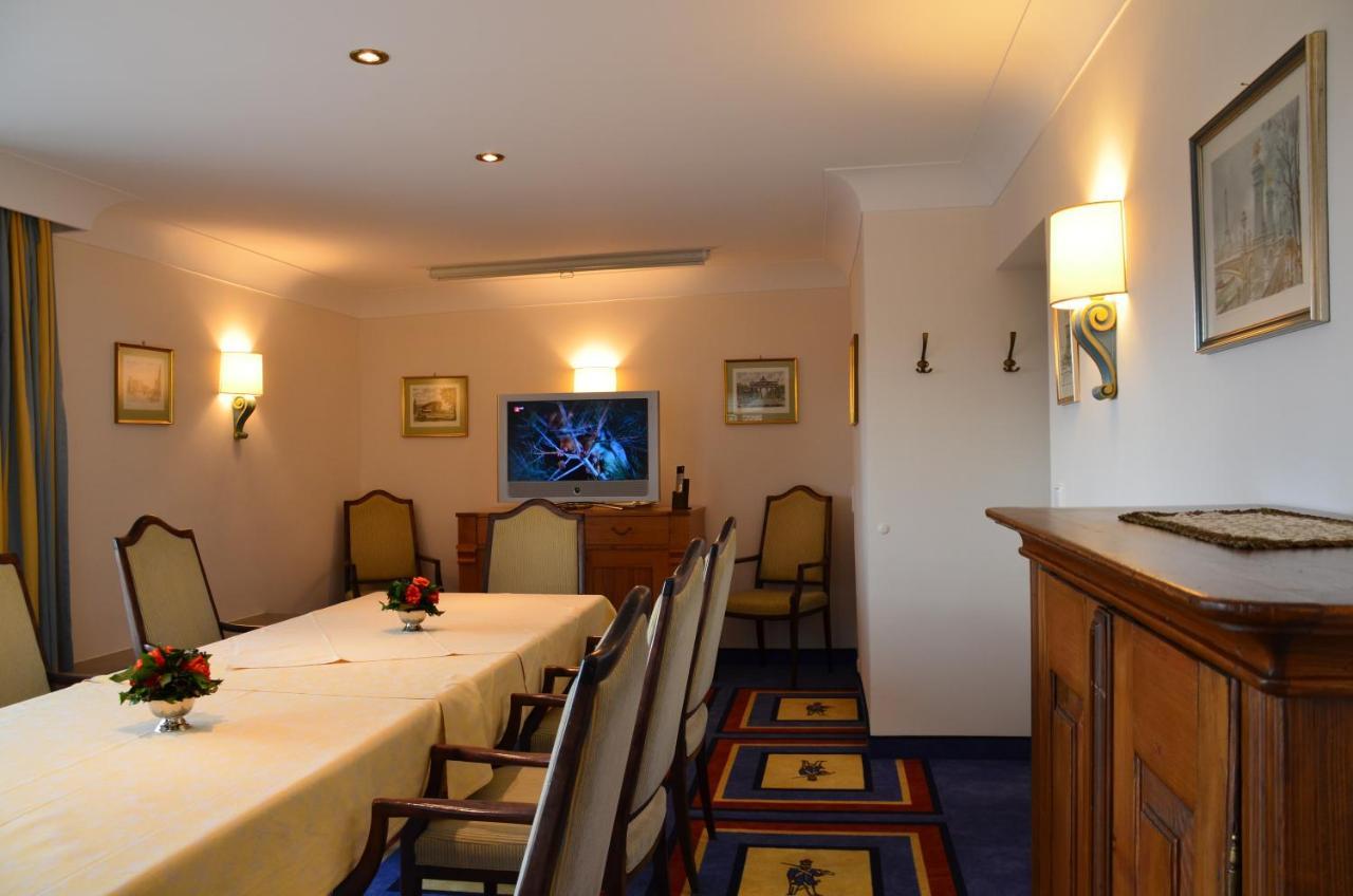 Hotel Brauereigasthof Landwehr-Braeu Reichelshofen Bagian luar foto