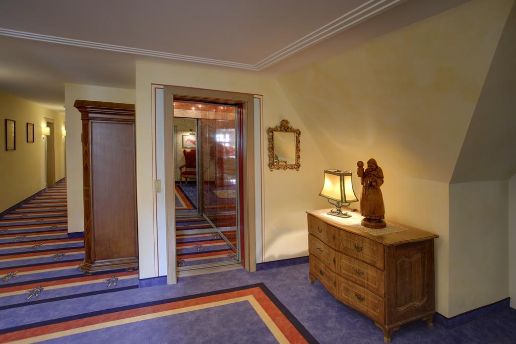 Hotel Brauereigasthof Landwehr-Braeu Reichelshofen Bagian luar foto