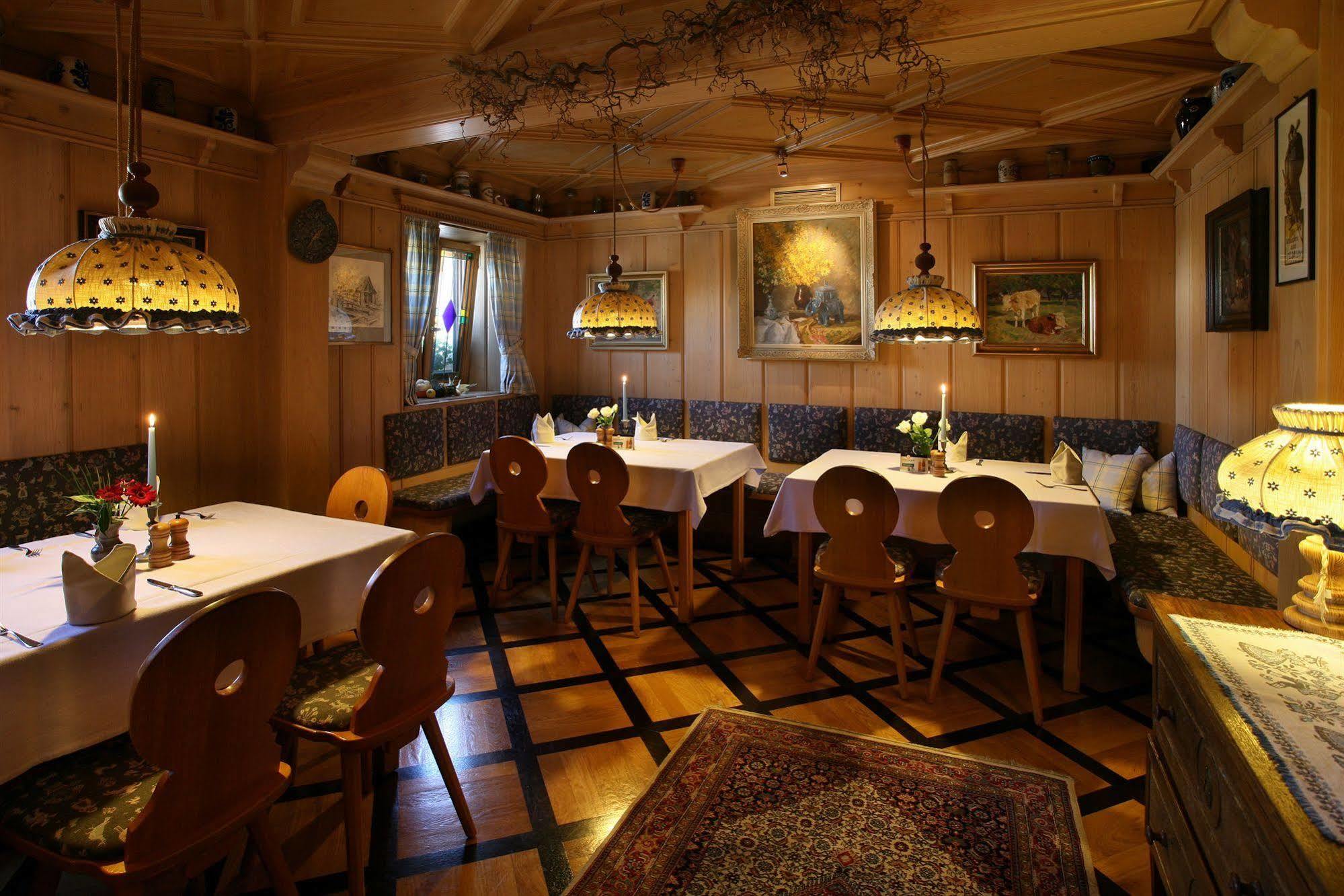 Hotel Brauereigasthof Landwehr-Braeu Reichelshofen Bagian luar foto