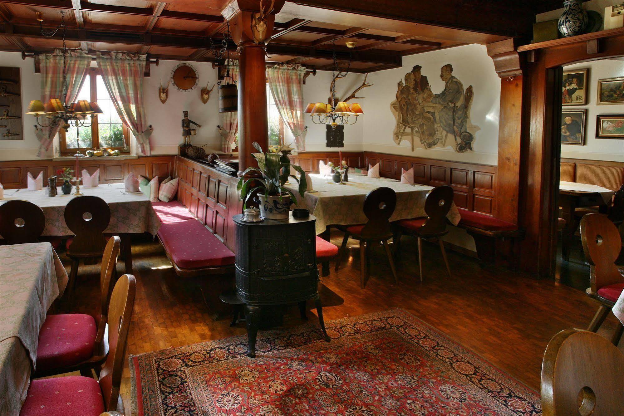 Hotel Brauereigasthof Landwehr-Braeu Reichelshofen Bagian luar foto
